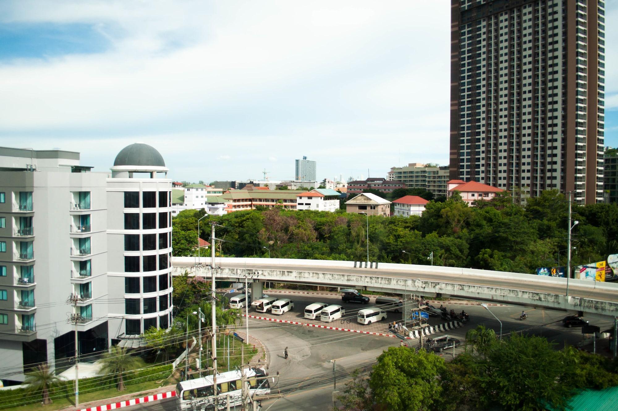 Signature Pattaya Exteriör bild